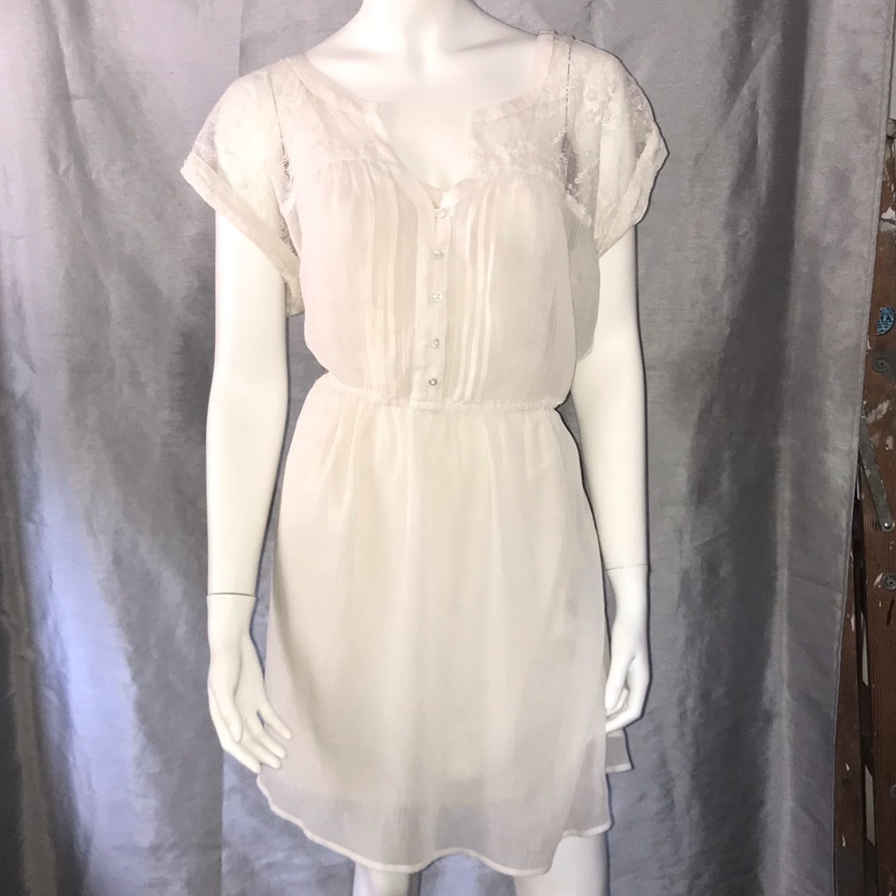 AMERICAN EAGLE OUTFITTERS | Lace & Chiffon Dress